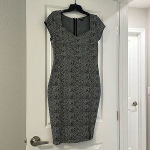Express Women’s Knit Midi Business Casual Midi Work Dress SZ Medium